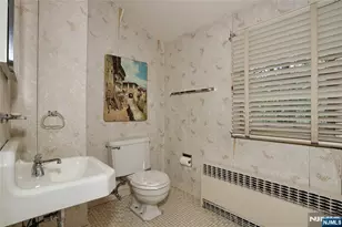 10 Glenwood Ave, Leonia, NJ 07605 - Photo 20