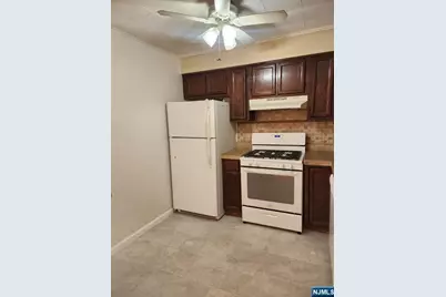 675 Joralemon Street A12 #A12, Belleville, NJ 07109 - Photo 8