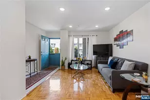 31 Willow Wood Square 31, East Rutherford, NJ 07073 - Photo 2