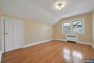 40 Clinton Ave, Tenafly, NJ 07670 - Photo 20