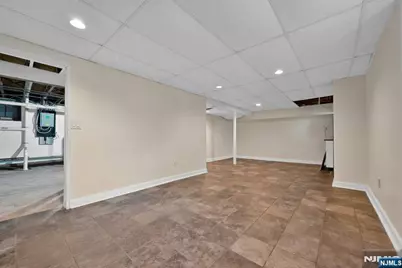 40 Clinton Avenue, Tenafly, NJ 07670 - Photo 2