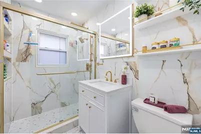 35 Ruby Avenue, Palisades Park, NJ 07650 - Photo 24