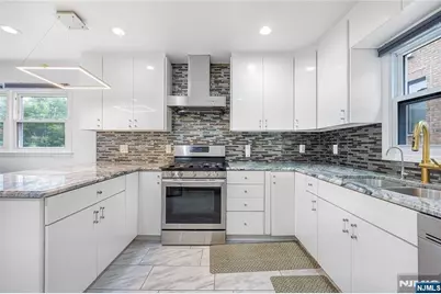 35 Ruby Avenue, Palisades Park, NJ 07650 - Photo 10