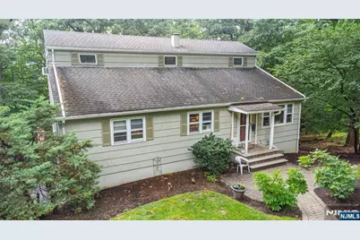 16 Pennsylvania Avenue, Montvale, NJ 07645 - Photo 36