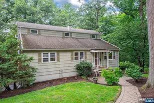 16 Pennsylvania Ave, Montvale, NJ 07645 - Photo 2