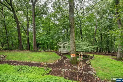 16 Pennsylvania Avenue, Montvale, NJ 07645 - Photo 8