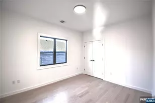 35 Henry Ave 2nd Floor, Palisades Park, NJ 07650 - Photo 10