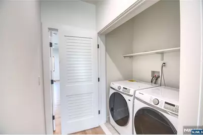 35 Henry Avenue 2nd Floor #2nd Floor, Palisades Park, NJ 07650 - Photo 16