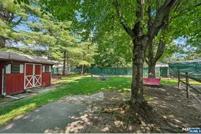 2 Howard Street, Pompton Lakes, NJ 07442 - Photo 28