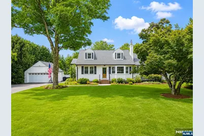 521 Sicomac Avenue, Wyckoff Township, NJ 07481 - Photo 2