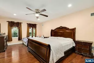 157 Woodridge St, Wood Ridge, NJ 07075 - Photo 24