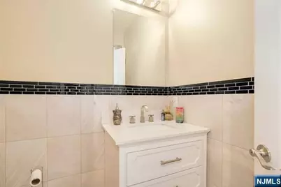157 Woodridge Street, Wood Ridge, NJ 07075 - Photo 22