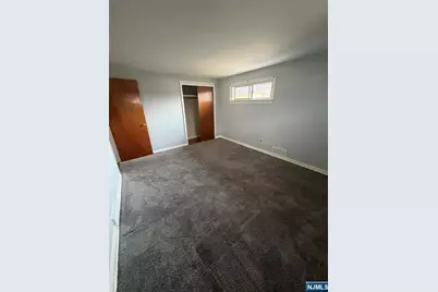 152 Ackerman Avenue 2 #2, Clifton, NJ 07011 - Photo 4