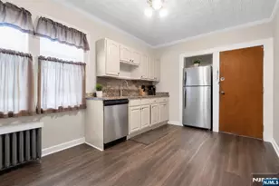 296-298 Park St, East Orange, NJ 07017 - Photo 8