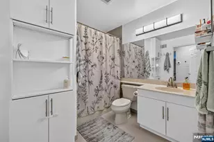 1486 Westgate Dr, Fort Lee, NJ 07024 - Photo 30