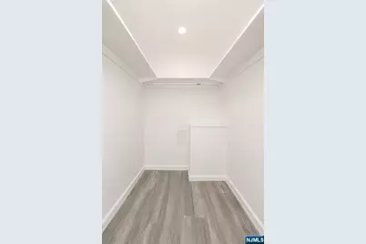131 Lindsley Place, East Orange, NJ 07017 - Photo 18