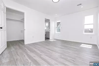 131 Lindsley Place, East Orange, NJ 07017 - Photo 38
