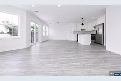 131 Lindsley Place, East Orange, NJ 07017 - Photo 22