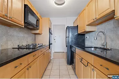 6600 Jfk Blvd E, West New York, NJ 07093 - Photo 12