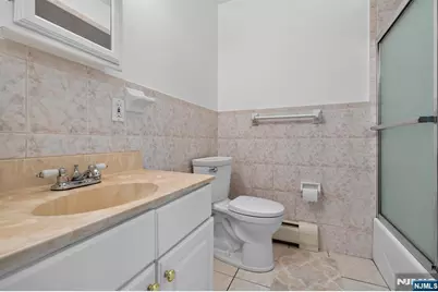 81 Home Place, Lodi, NJ 07644 - Photo 20