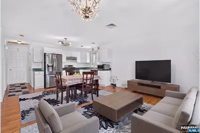81 Home Place, Lodi, NJ 07644 - Photo 10