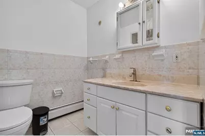 81 Home Place, Lodi, NJ 07644 - Photo 30