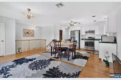 81 Home Place, Lodi, NJ 07644 - Photo 12