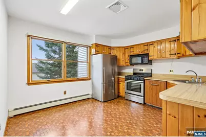 488 Cedar Lane, Paramus, NJ 07652 - Photo 16