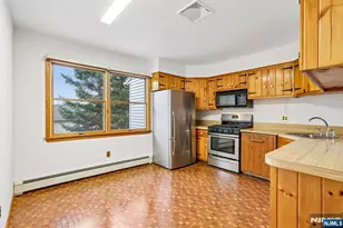 488 Cedar Ln, Paramus, NJ 07652 - Photo 16