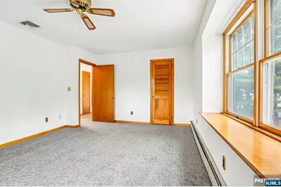 488 Cedar Lane, Paramus, NJ 07652 - Photo 28
