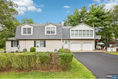 488 Cedar Lane, Paramus, NJ 07652 - Photo 1