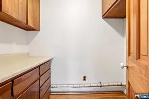 488 Cedar Ln, Paramus, NJ 07652 - Photo 20