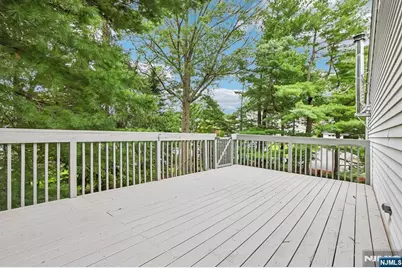 488 Cedar Lane, Paramus, NJ 07652 - Photo 36