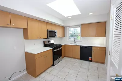 130 Orchard Street, Elmwood Park, NJ 07407 - Photo 6