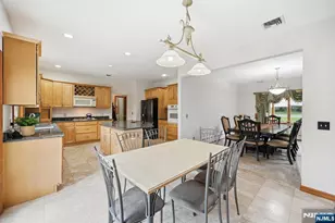 27 Sparrowbush Rd, Mahwah, NJ 07430 - Photo 12