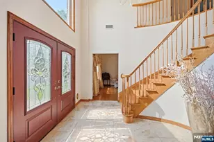 27 Sparrowbush Rd, Mahwah, NJ 07430 - Photo 4