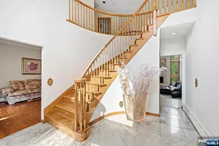 27 Sparrowbush Rd, Mahwah, NJ 07430 - Photo 2