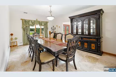 27 Sparrowbush Road, Mahwah, NJ 07430 - Photo 6