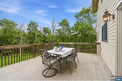 27 Sparrowbush Road, Mahwah, NJ 07430 - Photo 16