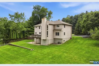 27 Sparrowbush Road, Mahwah, NJ 07430 - Photo 28
