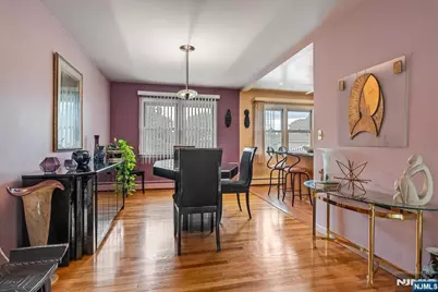 20 Moos Lane, Bergenfield, NJ 07621 - Photo 6