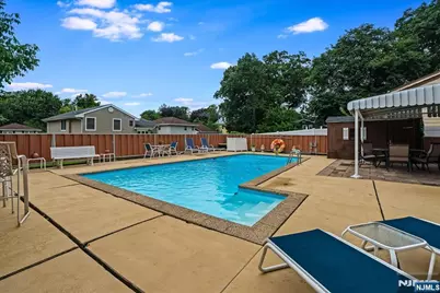 20 Moos Lane, Bergenfield, NJ 07621 - Photo 24