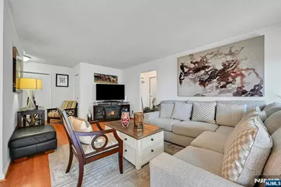 125 Prospect Avenue 11G #11G, Hackensack, NJ 07601 - Photo 12