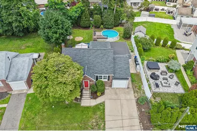 11 Taggart Way, Saddle Brook Township, NJ 07663 - Photo 40