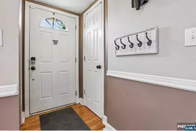 11 Taggart Way, Saddle Brook Township, NJ 07663 - Photo 2