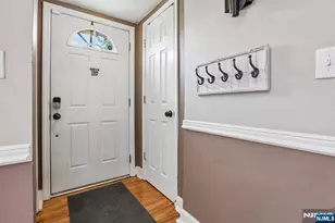 11 Taggart Way, Saddle Brook Township, NJ 07663 - Photo 2