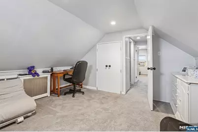 11 Taggart Way, Saddle Brook Township, NJ 07663 - Photo 30