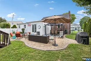 11 Taggart Way, Saddle Brook Township, NJ 07663 - Photo 38
