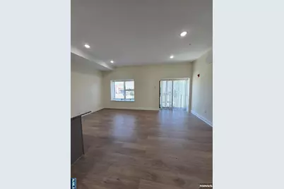 512 Kearny Avenue 303 #303, Kearny, NJ 07032 - Photo 8