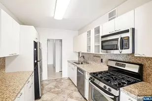 6 Horizon Road 1907, Fort Lee, NJ 07024 - Photo 28